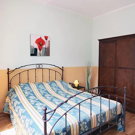 Stunning In With Wifi Apartment